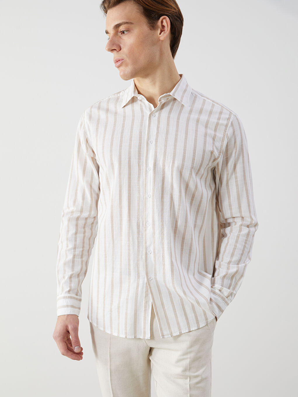 LC WAIKIKI Slim Fit Long Sleeve Striped Poplin Men's Shirt -S56029Z8-LE8