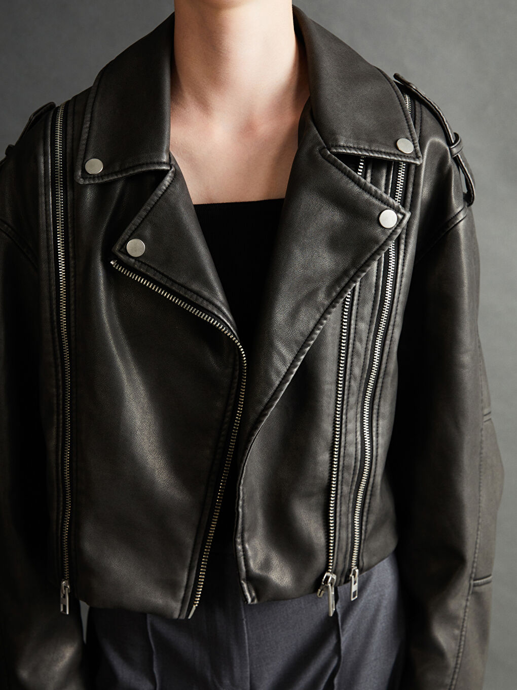 Biker Neck Women's Faux Leather Jacket -S56047Z8-CVL