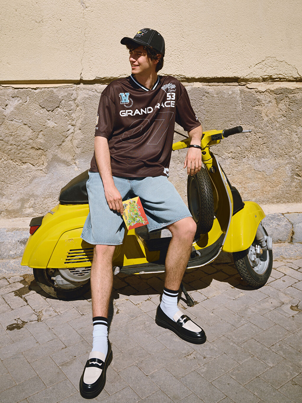 Relaxed Fit Men's Denim Shorts -S56242Z8-H45