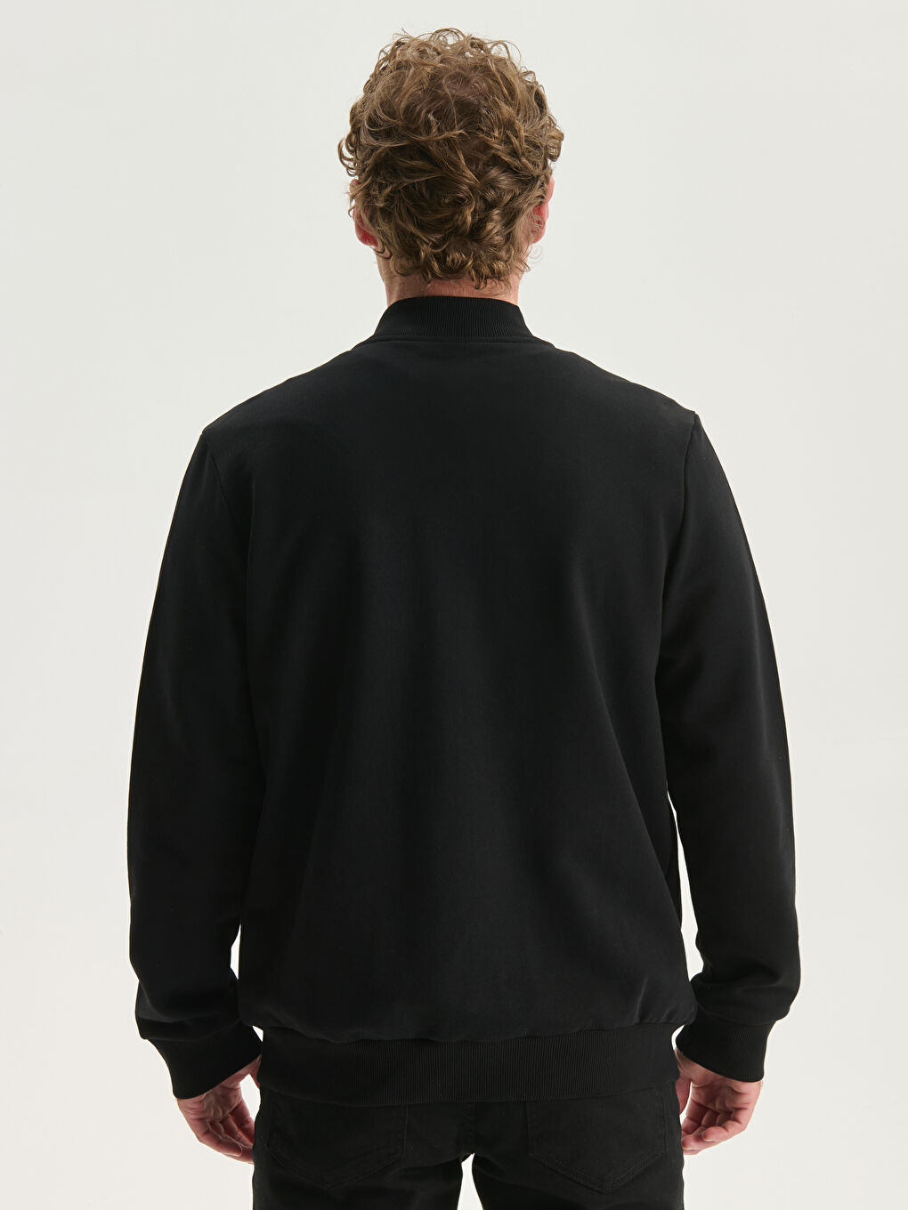 Siyah Kolej Yaka Uzun Kollu Erkek Fermuarlı Sweatshirt-3