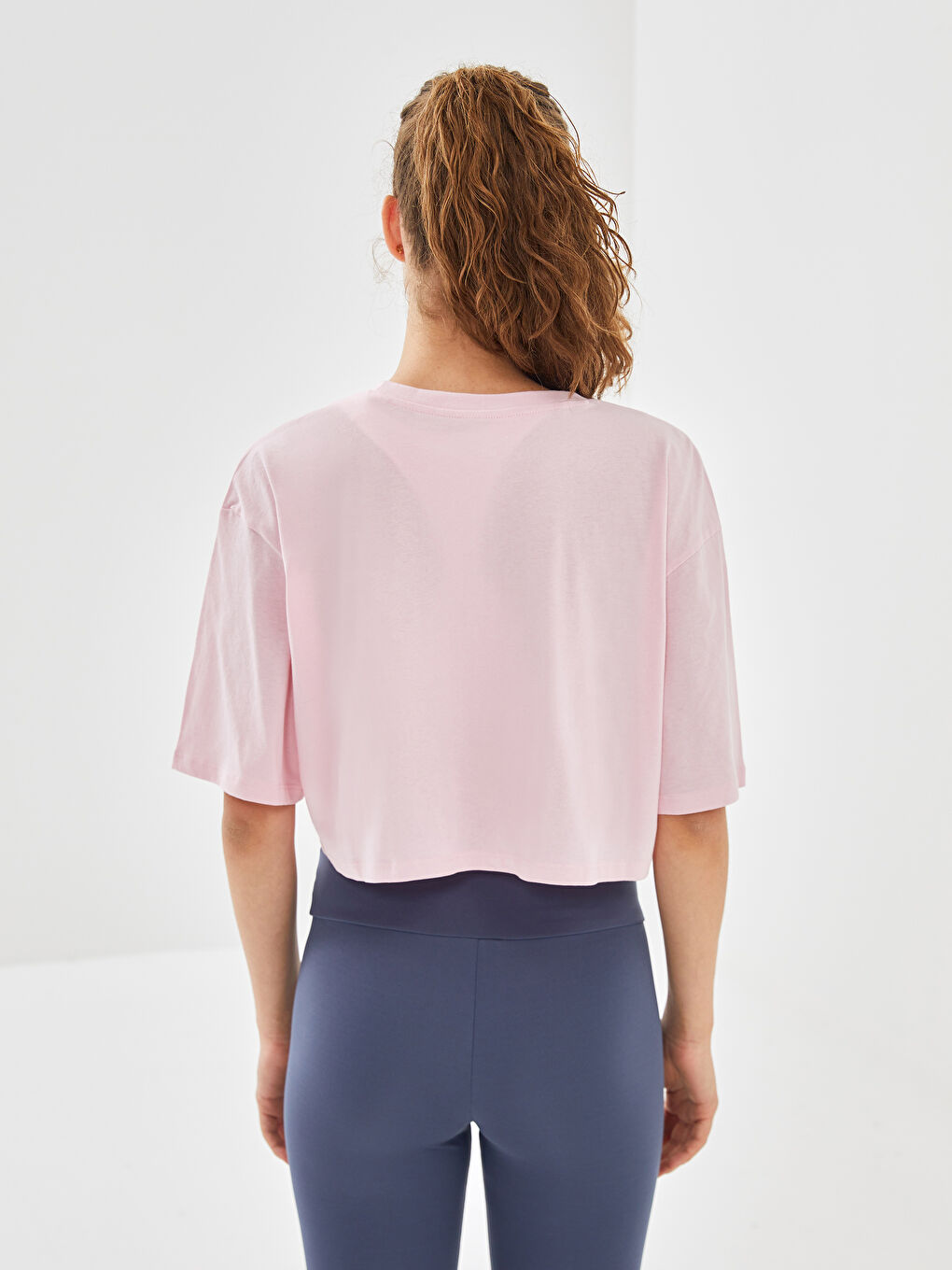Oversize krop top za žene sa okruglim izrezom -S56322Z8-L7C