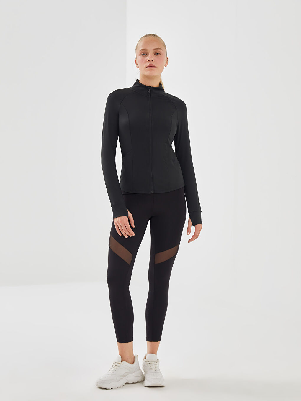 Толстовка на молнии с воротником-труба для женщин-1