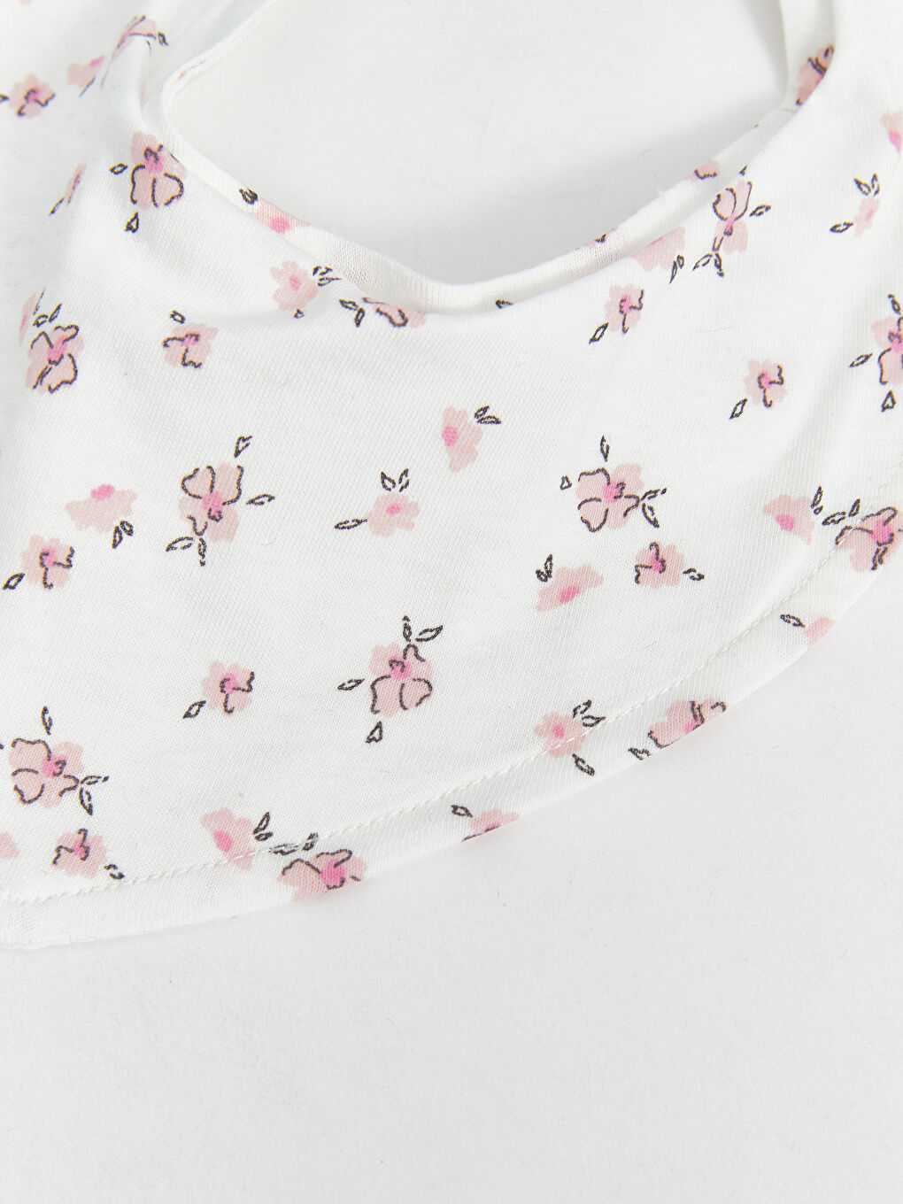 Çiçek Desenli Kız Bebek Mama Önlüğü-1