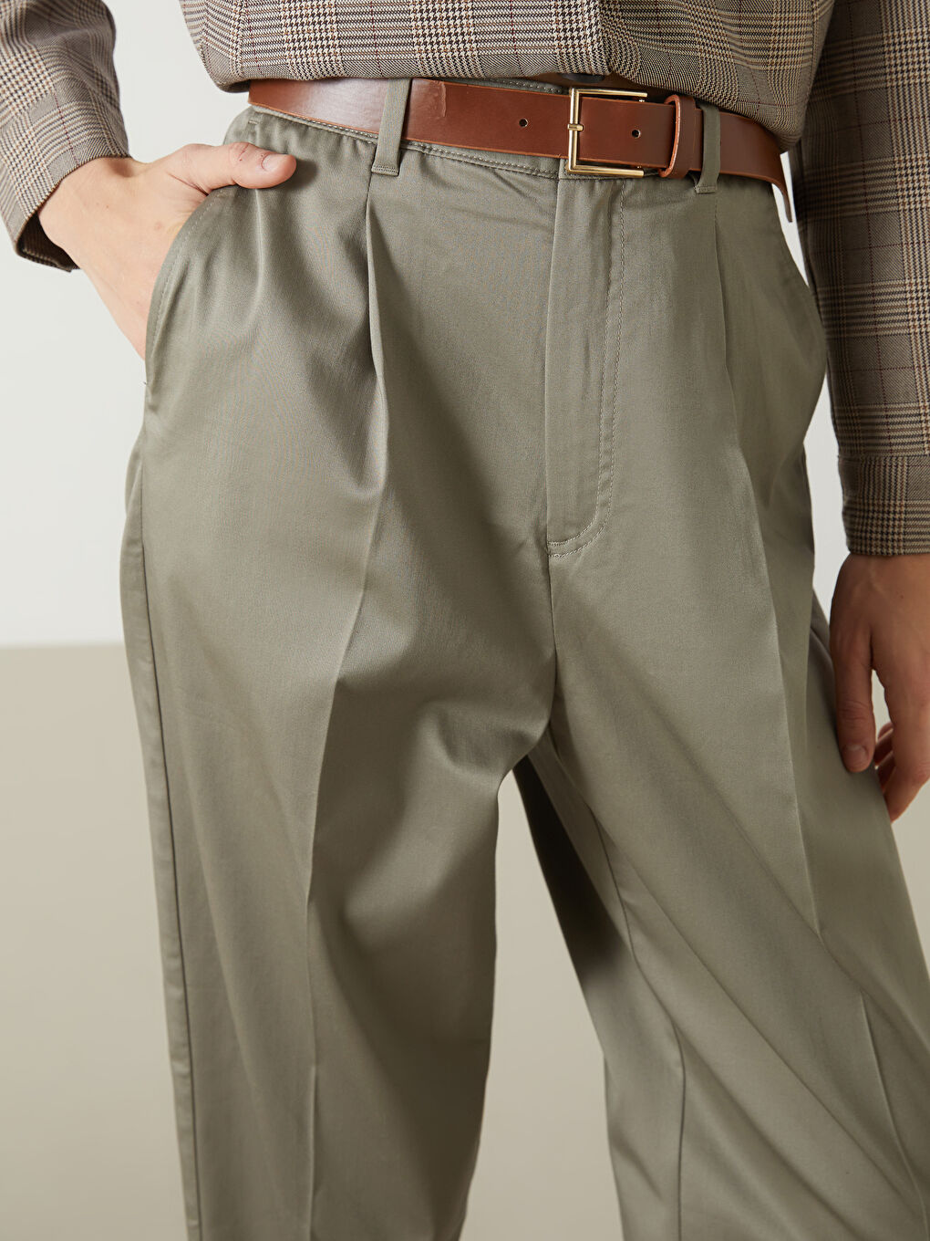 TAMNO ŽUTA Pantalone Žene -S56480Z8-F7Z