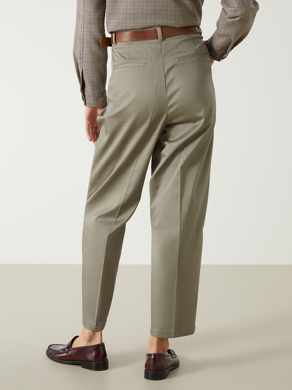 TAMNO ŽUTA Pantalone Žene -S56480Z8-F7Z
