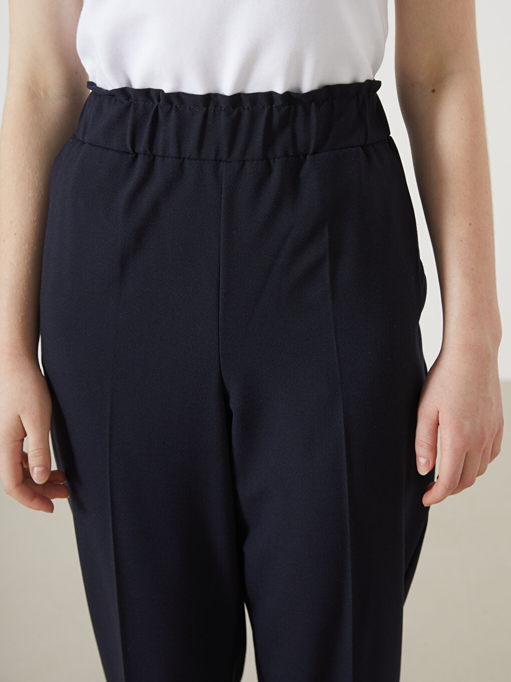 LCW Vision Elastic Waist Carrot Fit Women's Trousers -S56511Z8-JHE