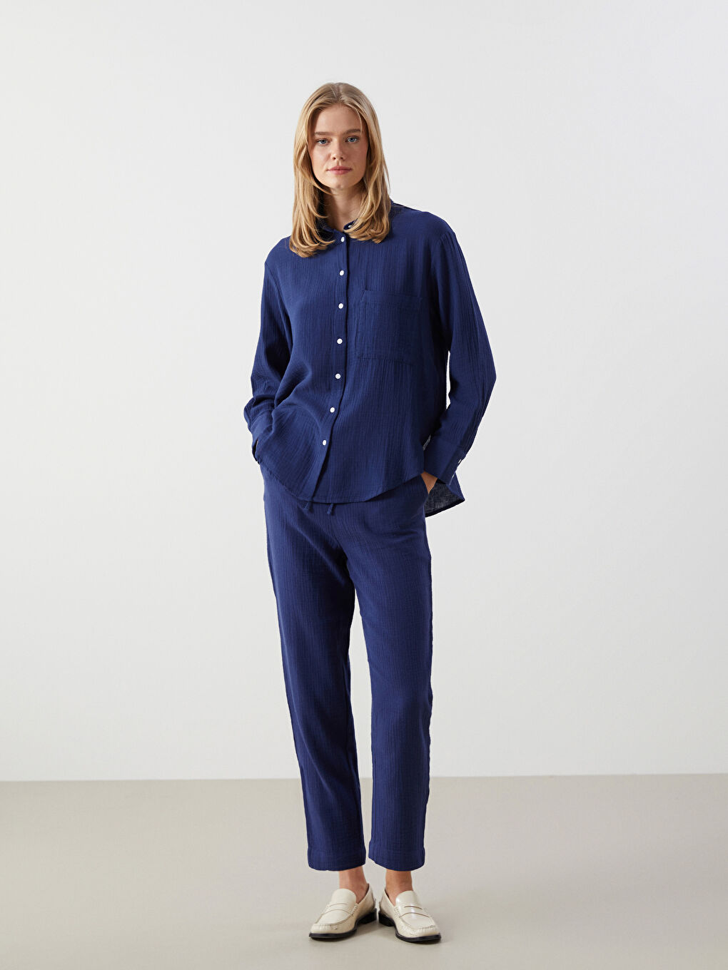 Elasticated Waist Textured Women's Trousers