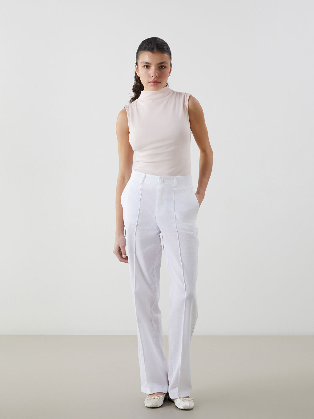 Ekru Keten Karışımlı Kadın Pileli Pantolon