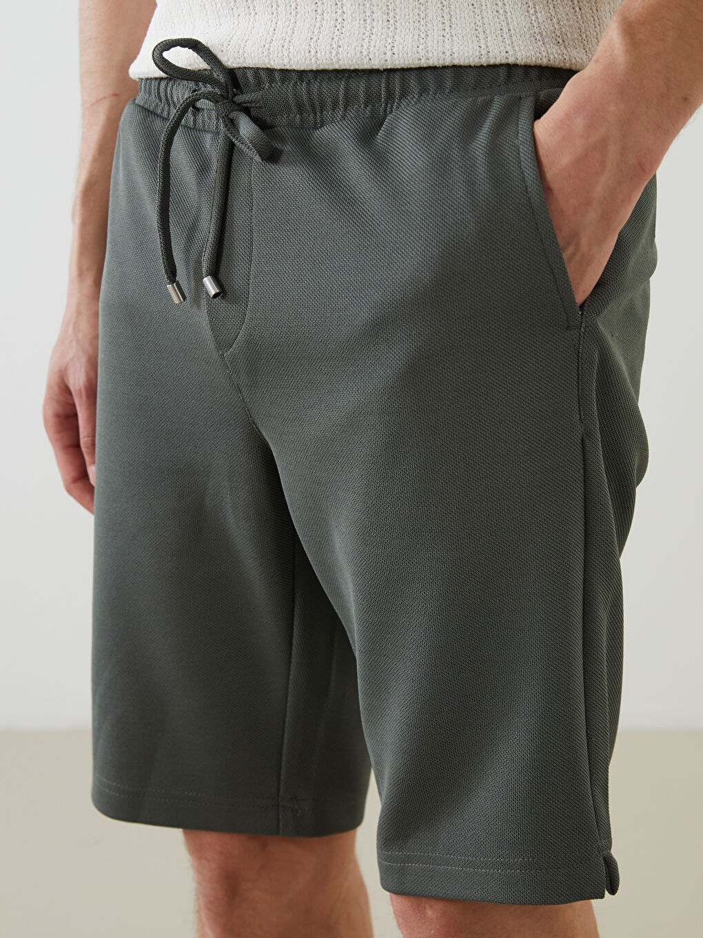 LCW Vision Slim Fit Erkek Şort -S56583Z8-VJR