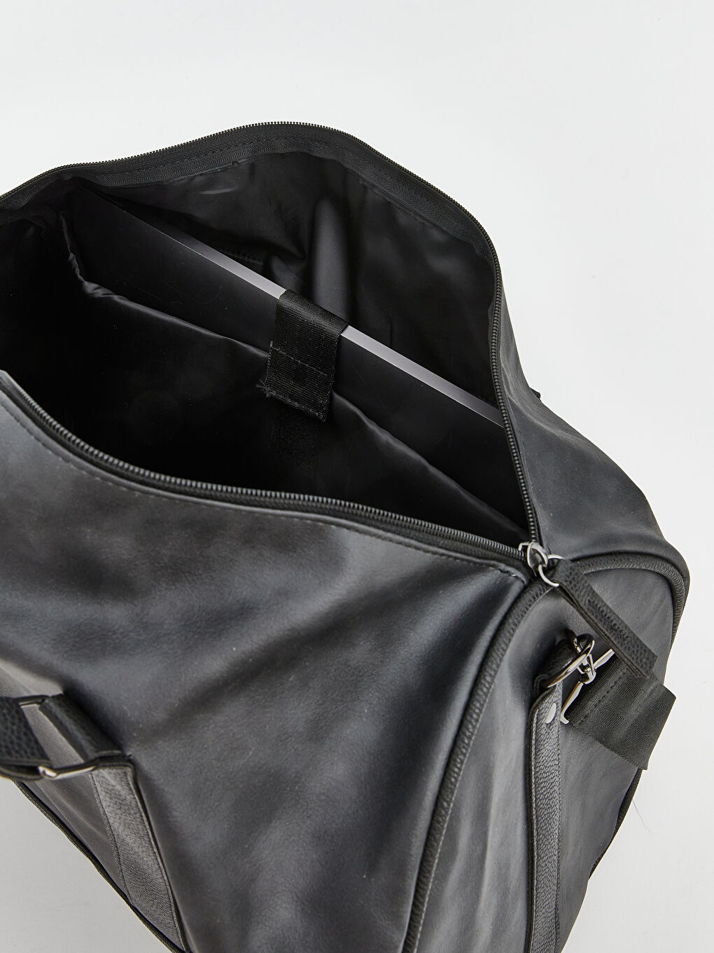 Suede-Look Men's Travel Bag-9