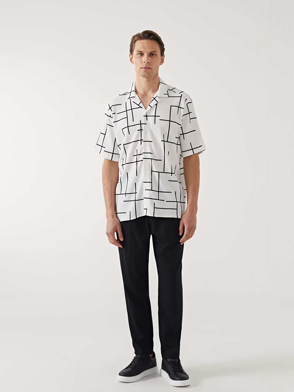 Regular Fit Short Sleeve Patterned Men's Shirt-1