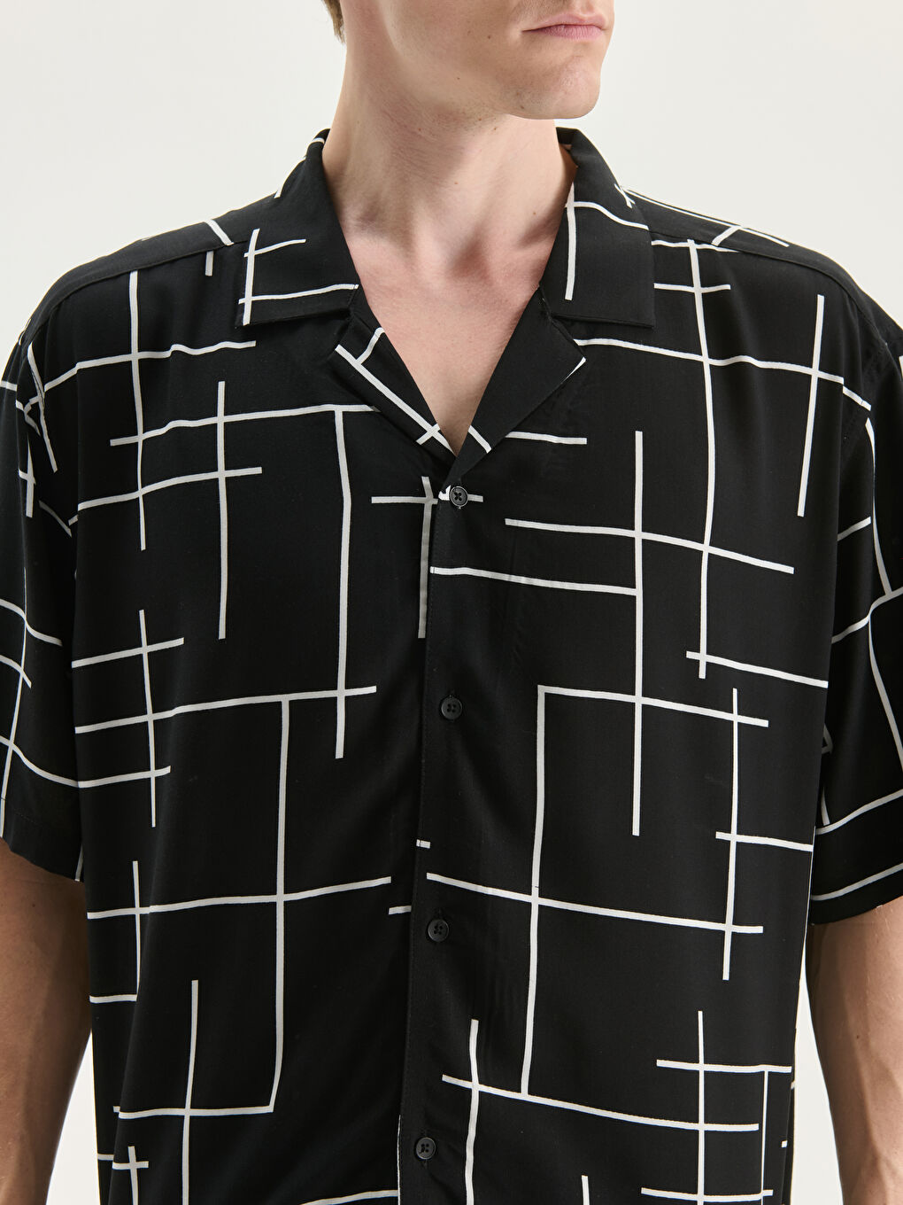 Regular Fit Short Sleeve Patterned Men's Shirt-2