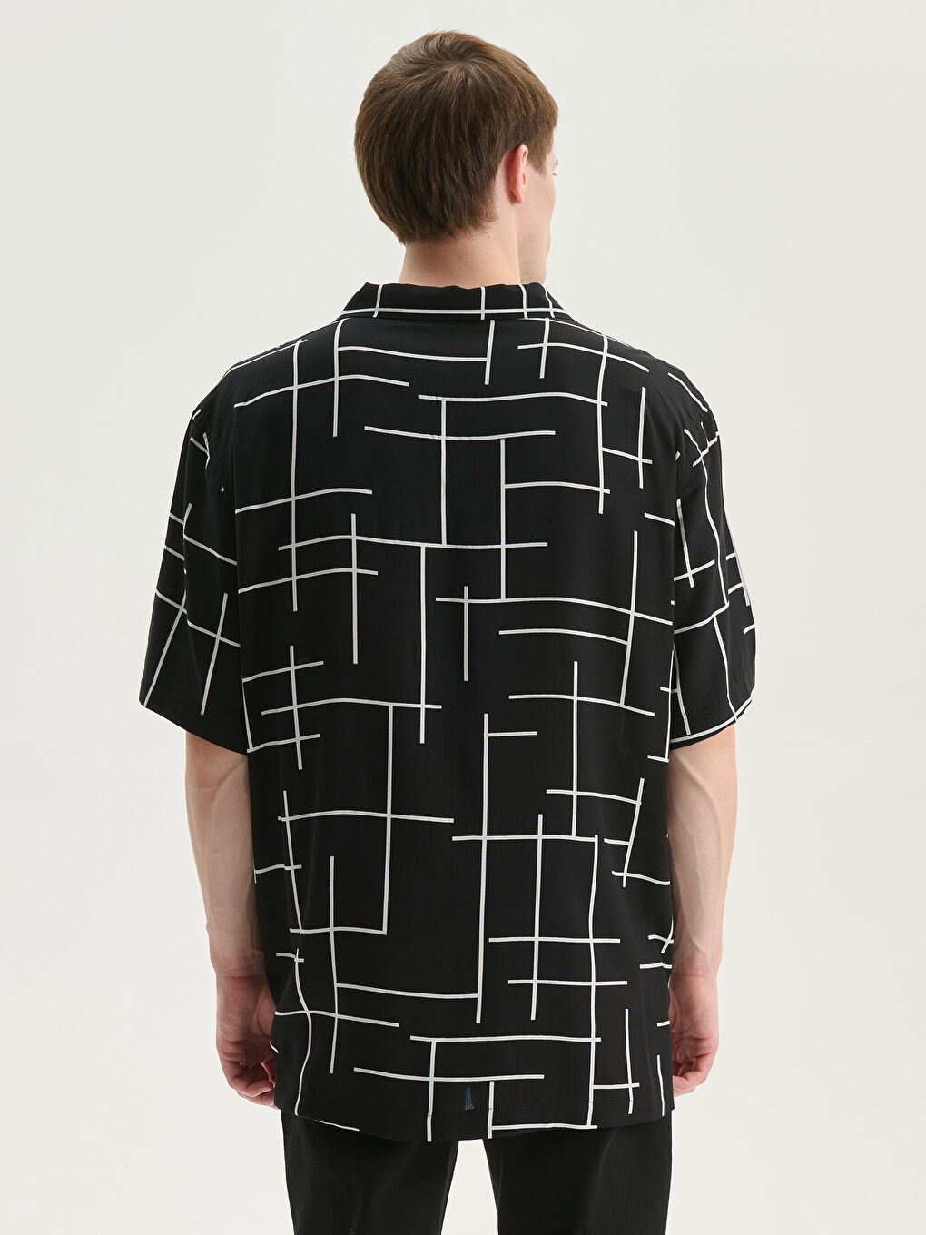 Regular Fit Short Sleeve Patterned Men's Shirt-3