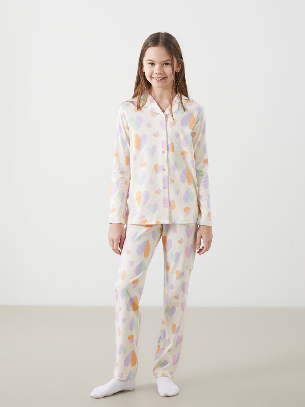 LCW Kids Bej Gömlek Yaka Kız Çocuk Pijama Takımı - 1