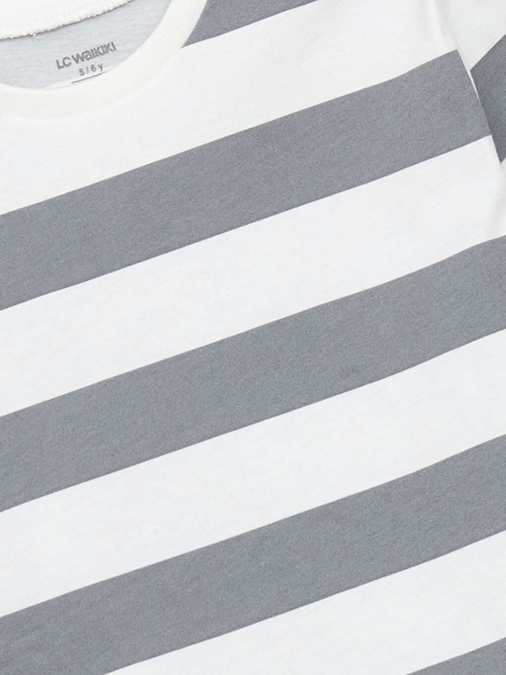 Gri Bisiklet Yaka Çizgili Erkek Çocuk Tişört-1