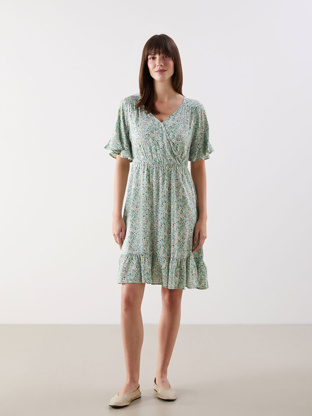 LCW Comfort Doppelreihiger Kragen Blumenkleid für Damen -S57024Z8-LRF
