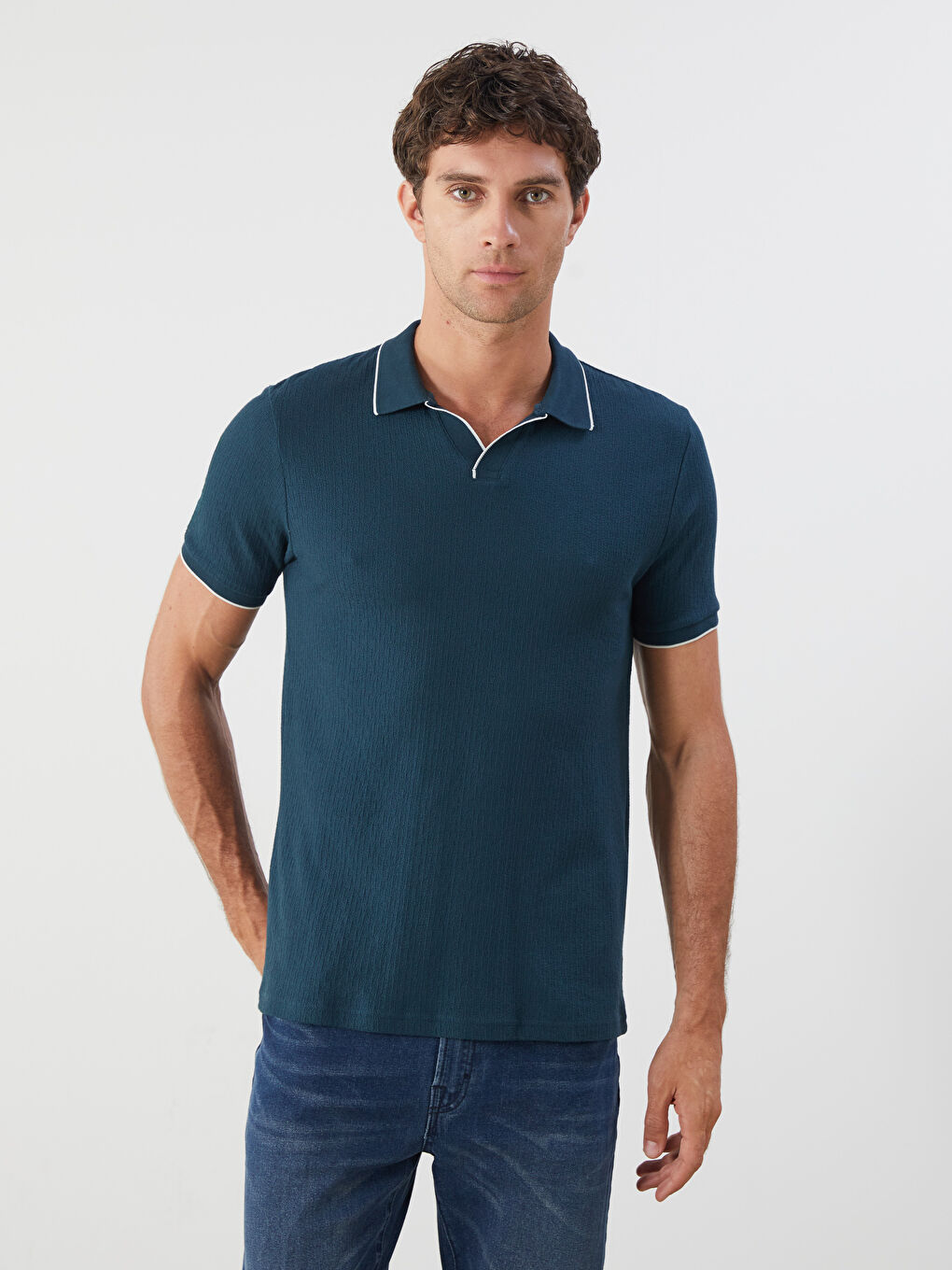 LCWAIKIKI كلاسيك تیشێرتی یه‌خه‌ی پۆڵۆ قۆڵ کورت بۆ پیاوان -S57195Z8-QT0