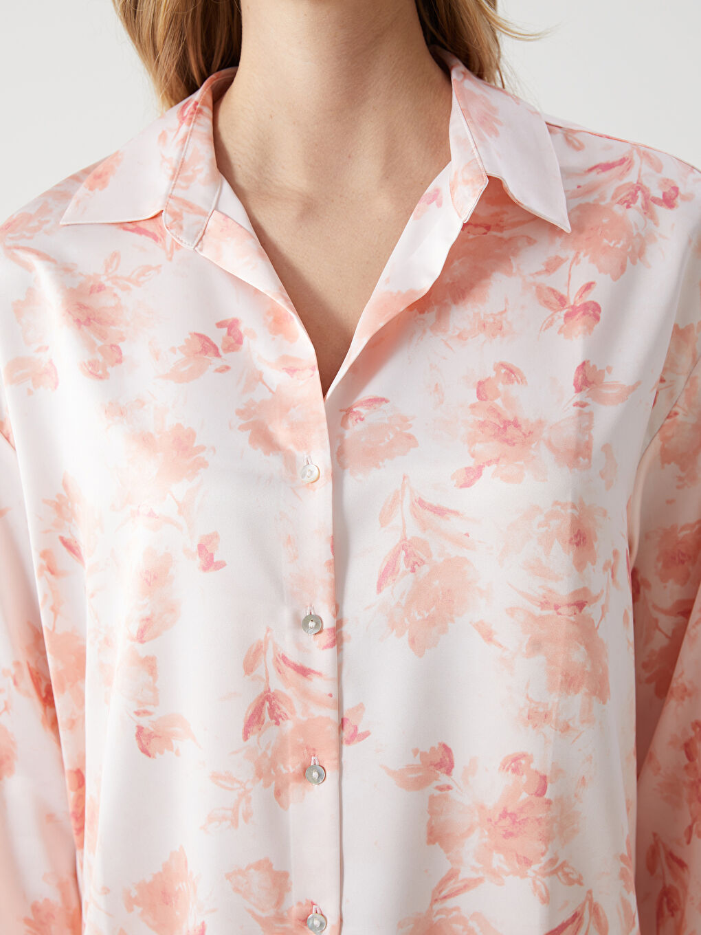 Loose Fit Women's Satin Shirt -S57209Z8-LT4