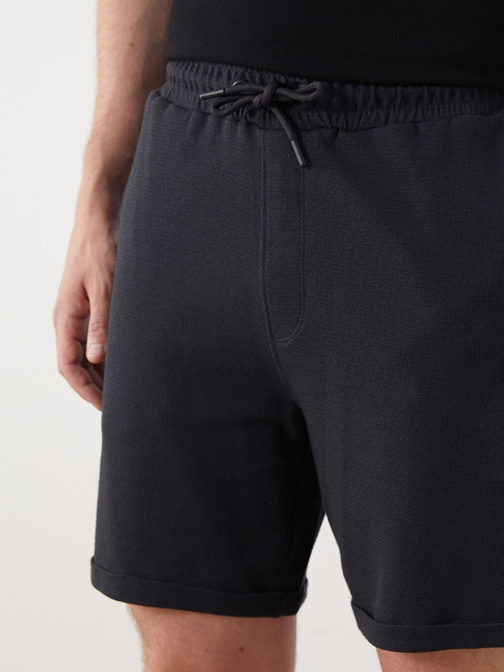 LCWAIKIKI Classic Standard Fit Men's Shorts -S57268Z8-ZCE