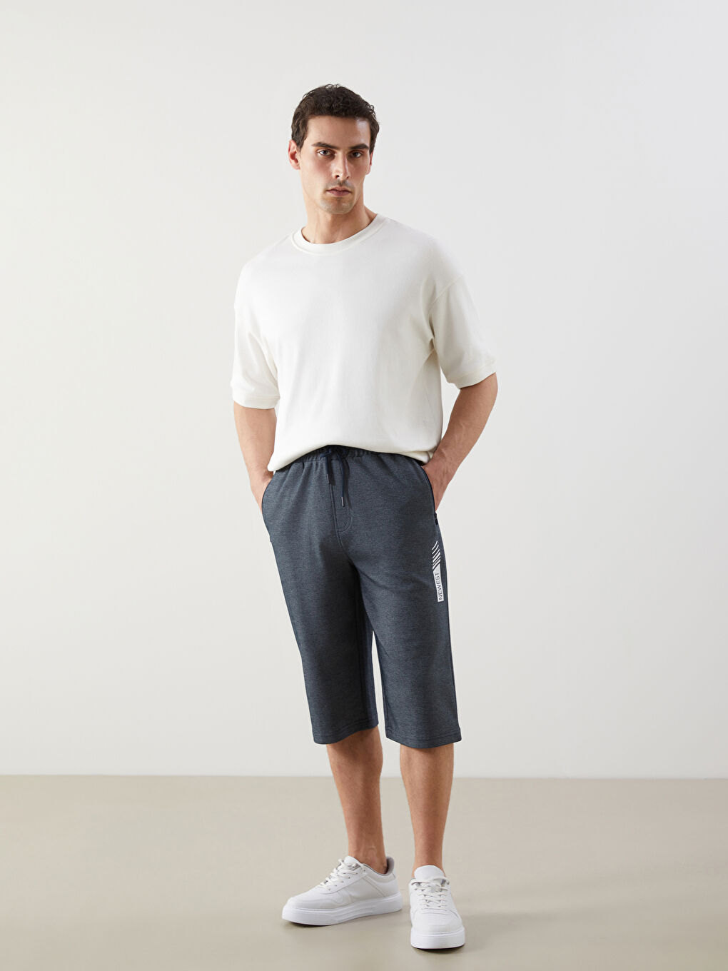 Standard Fit Men's Bermuda Shorts -S57269Z8-DWP