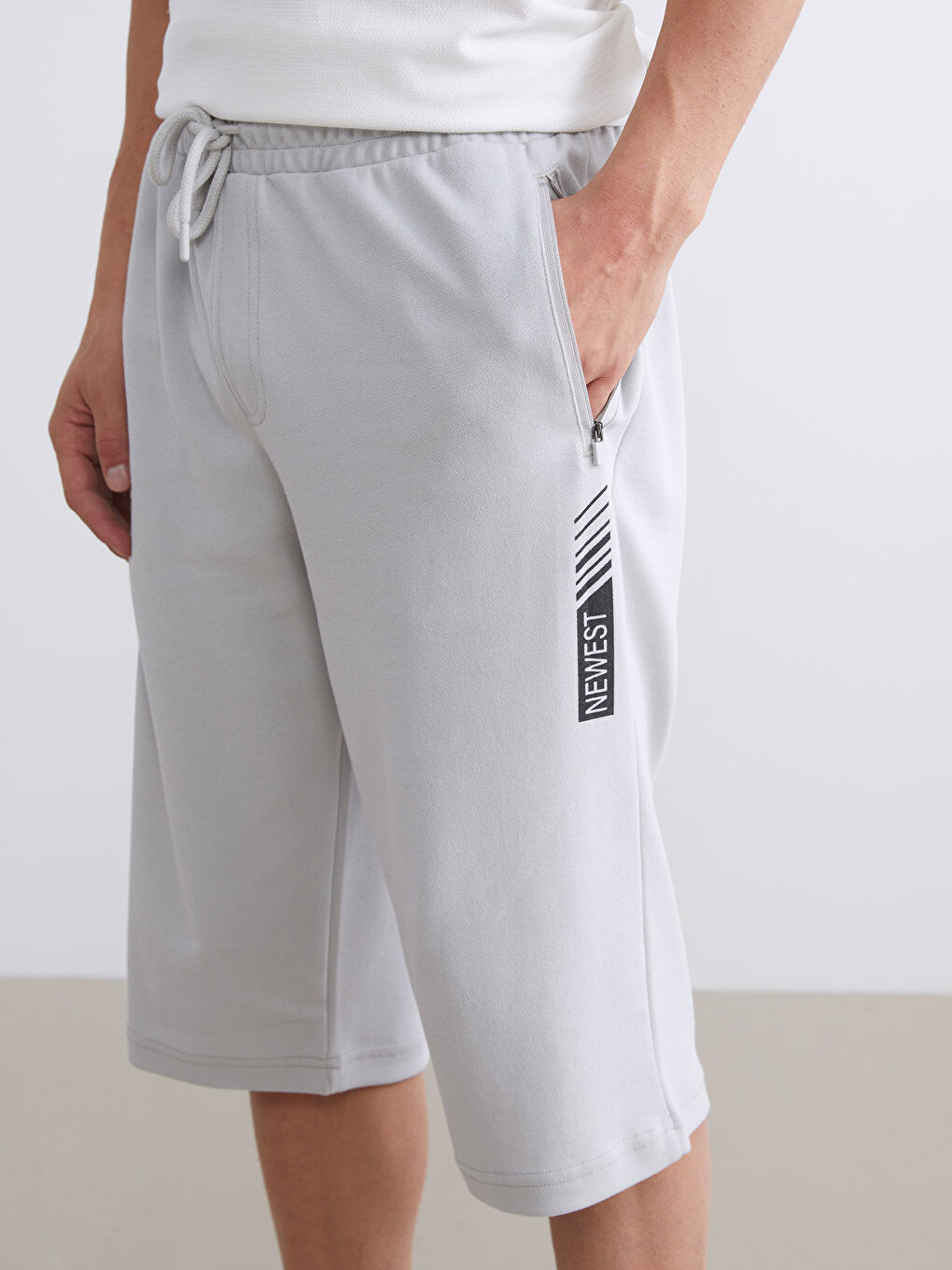 Gri Standart Kalıp Erkek Bermuda Şort-2