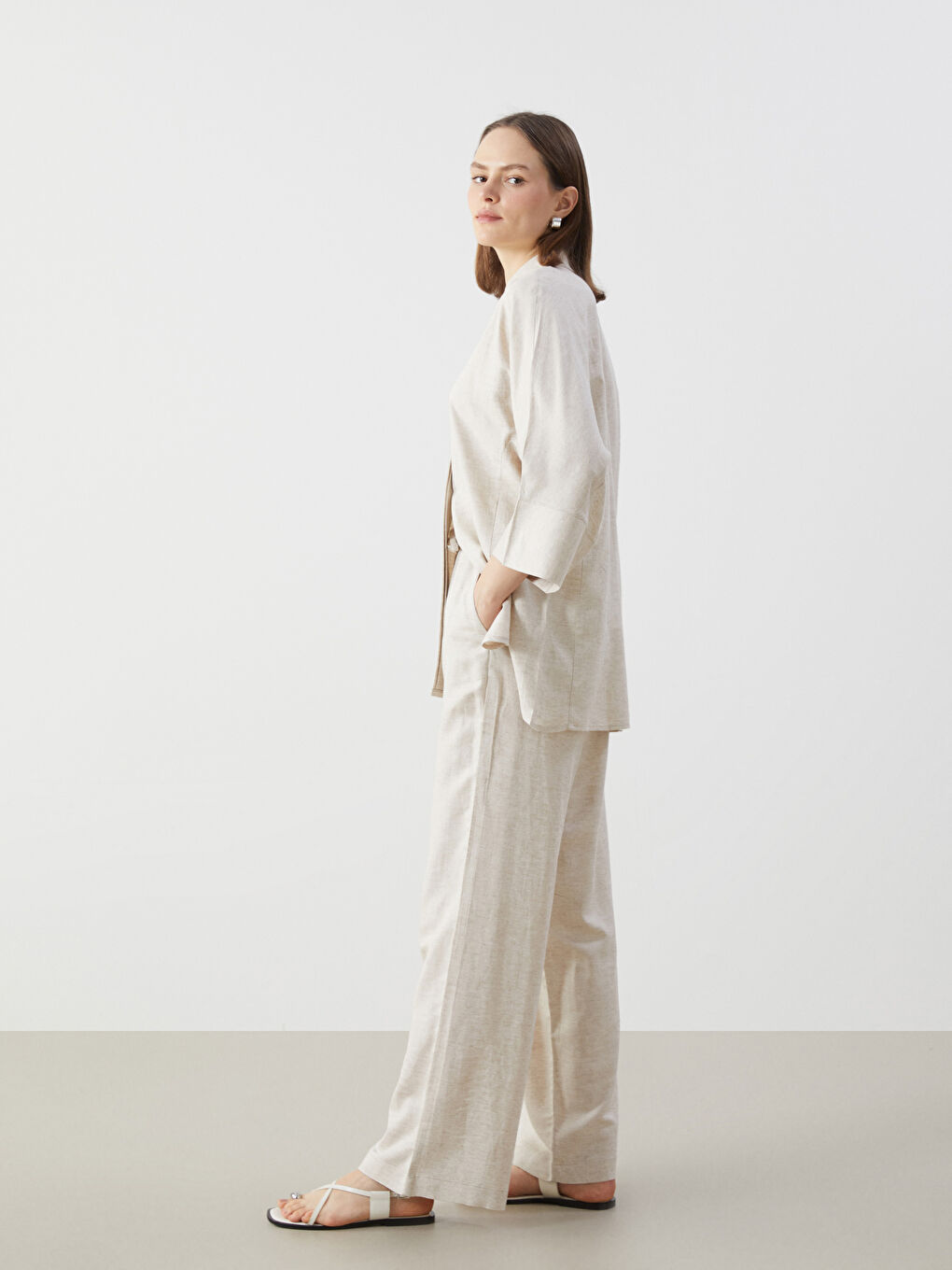 Women's Elastic Waist Linen Blend Trousers