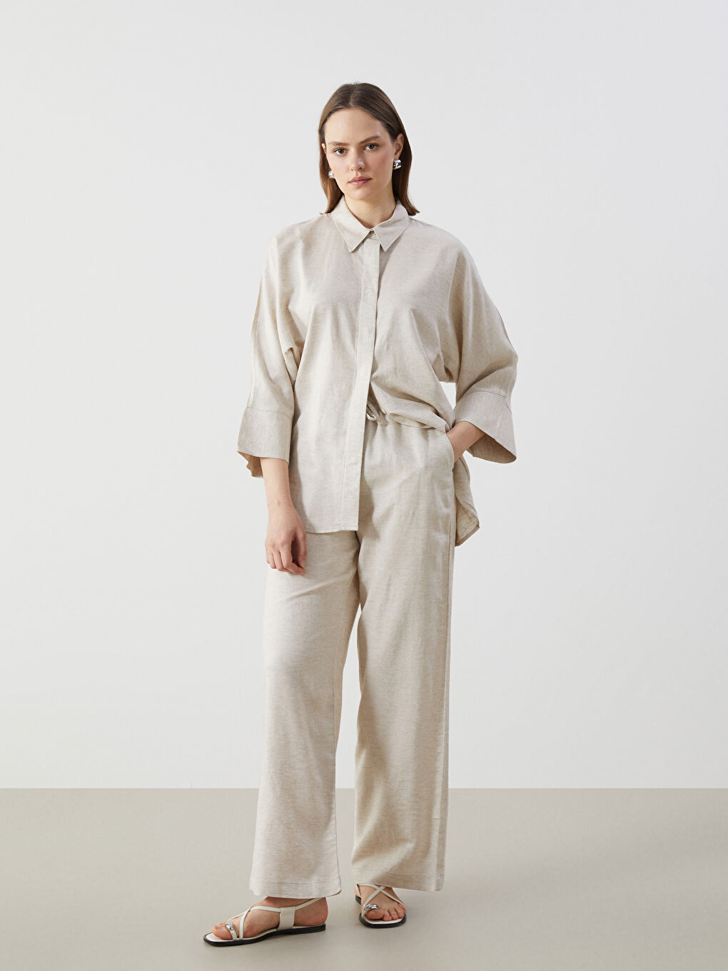 Women's Elastic Waist Linen Blend Trousers-1