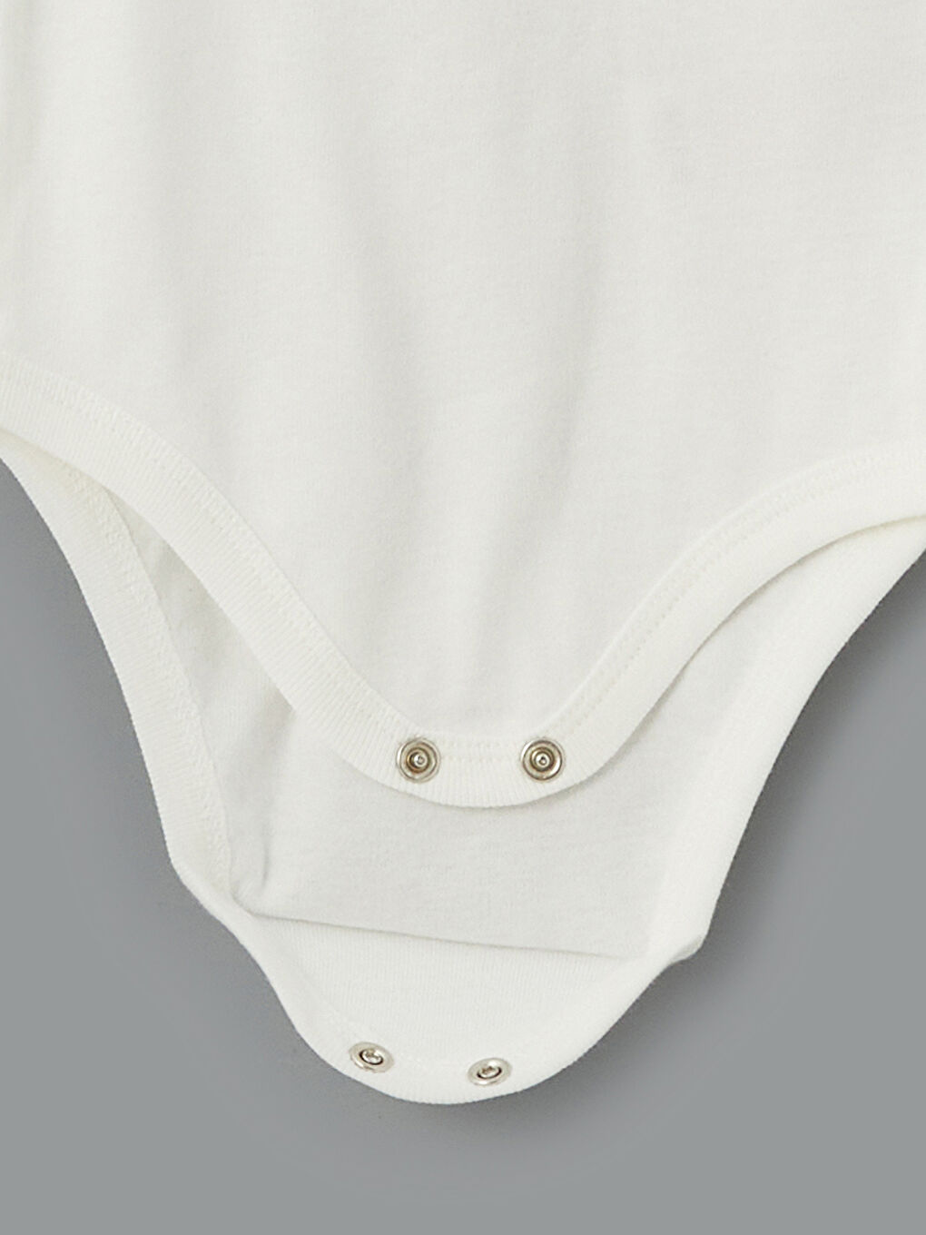 Ekru Bisiklet Yaka Erkek Bebek Çıtçıtlı Body-1