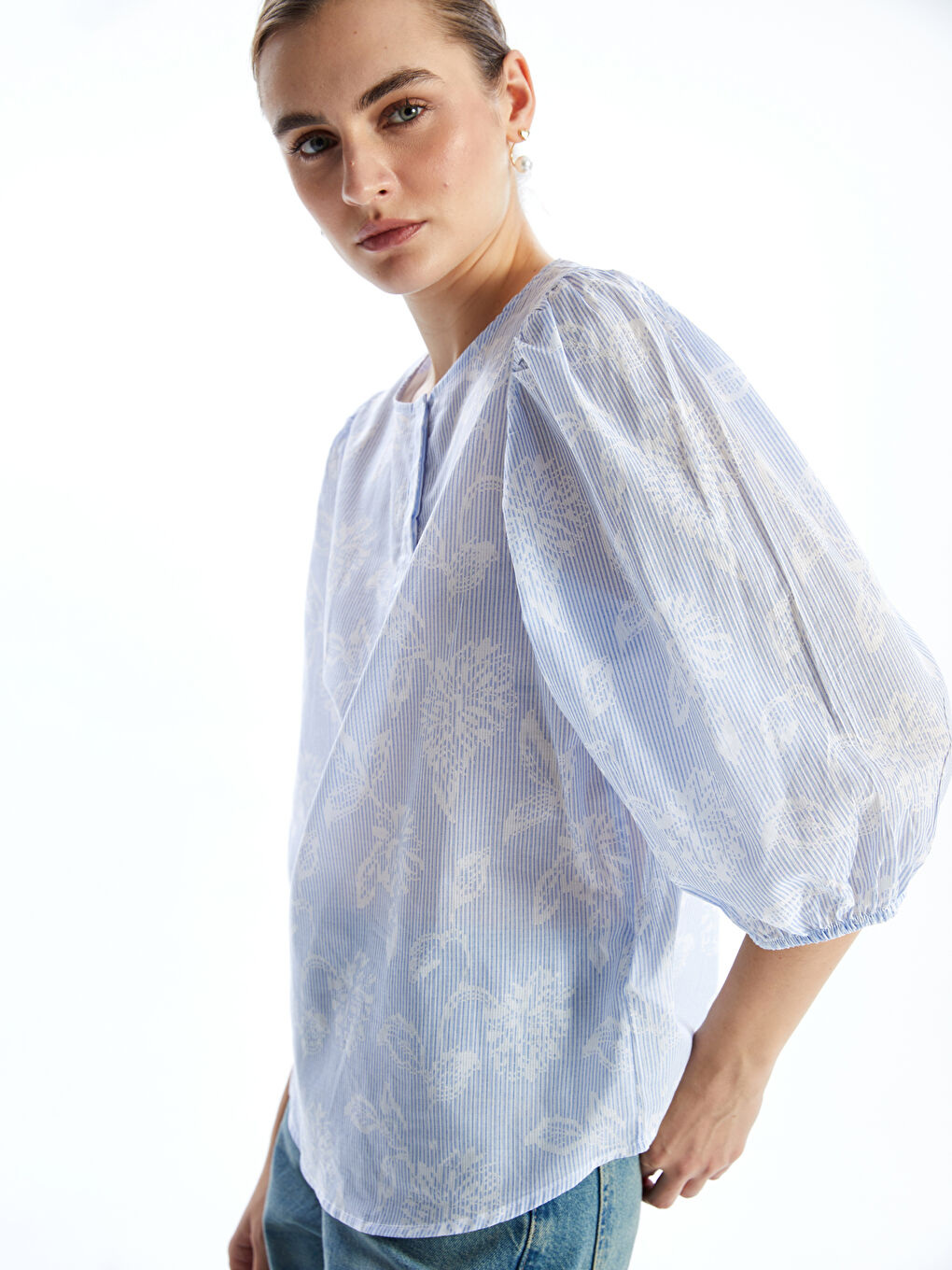 Crew Neck Floral Jacquard Women's Blouse -S57494Z8-LEN