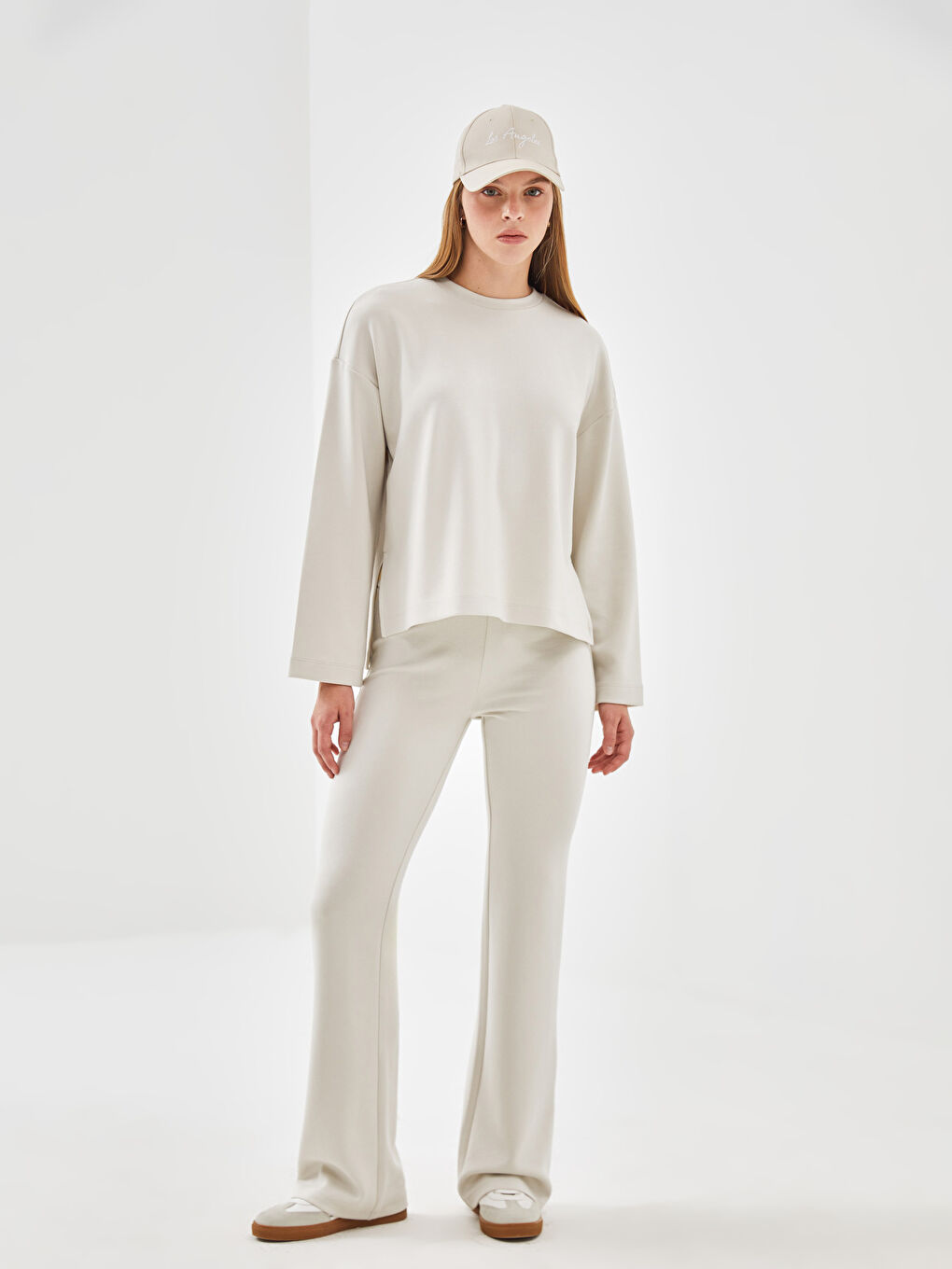 LCW Vision Crew Neck Slit Women's Sweatshirt -S57558Z8-VF5