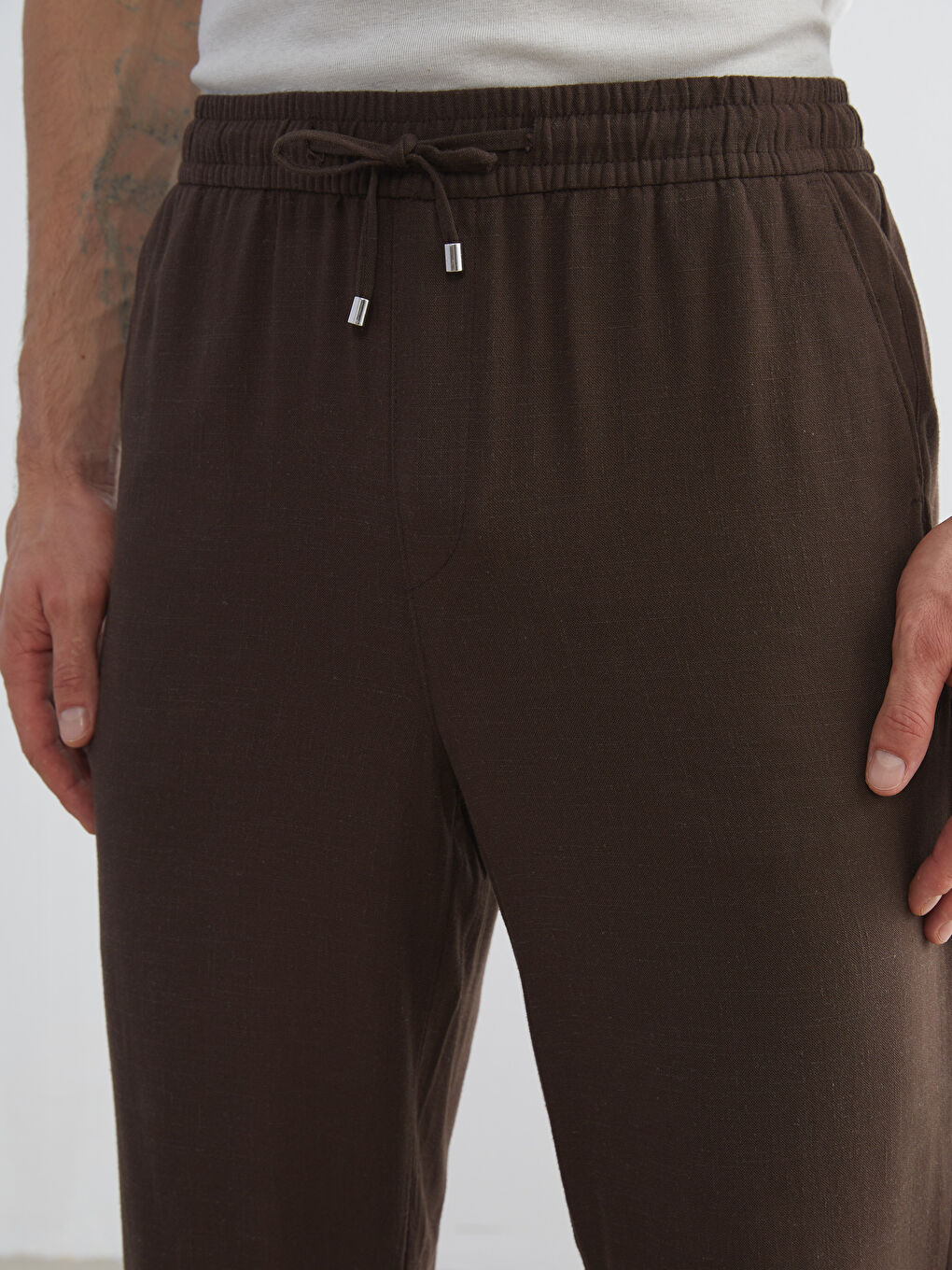 Kahverengi Standart Kalıp Keten Karışımlı Erkek Pantolon-2