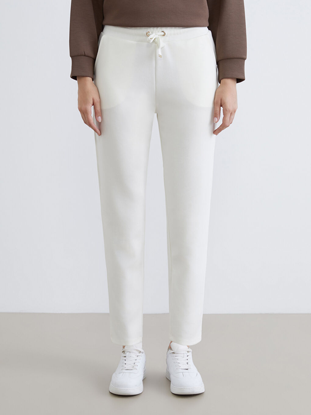 Women's Sweatpants with Elastic Waist-2