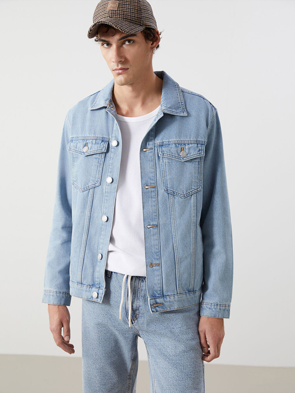 Standard Fit Men's Denim Jacket -S58232Z8-311