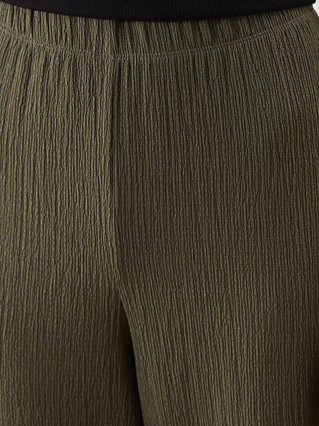 Haki Beli Lastikli Dokulu Geniş Paça Kadın Pantolon-3