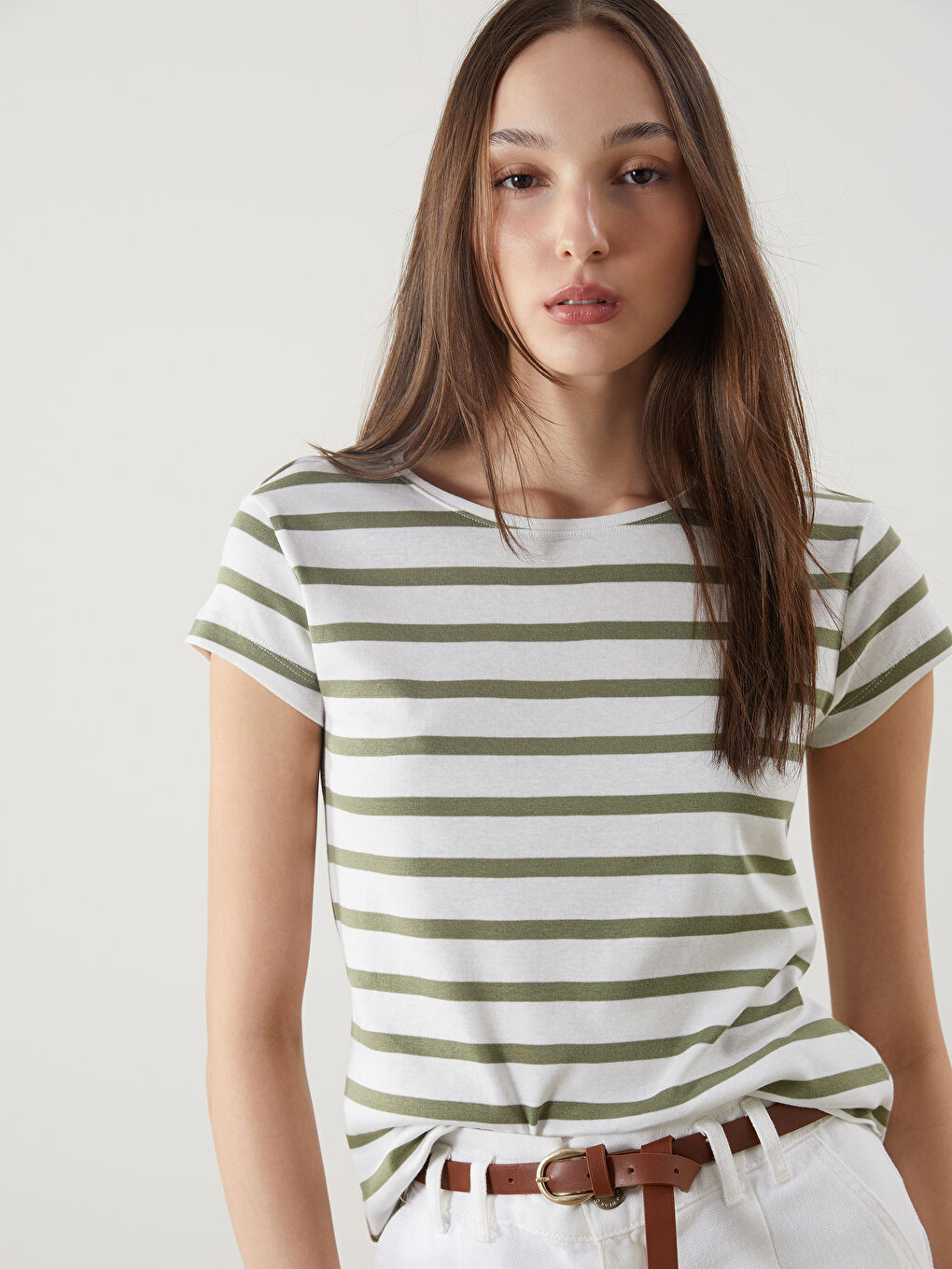 LCW Vision Rundhalsausschnitt Gestreiftes T-Shirt für Damen -S58645Z8-LEV