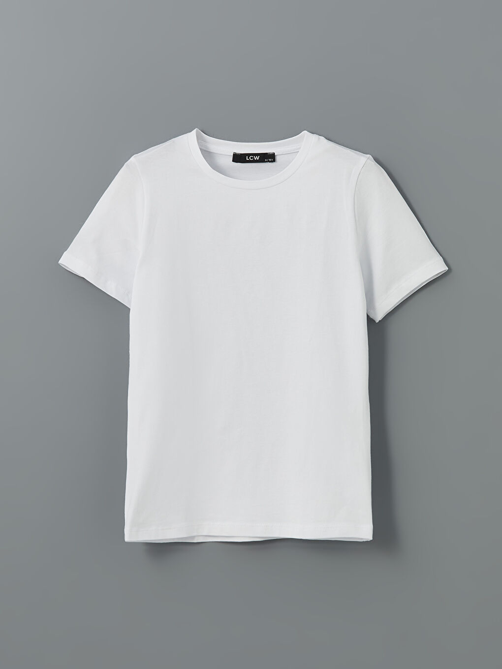 Beyaz Bisiklet Yaka Erkek Çocuk Tişört