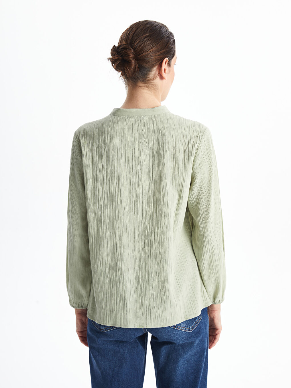 Teksturirana oversize ženska bluza sa kragnom na vezivanje -S58734Z8-RMF