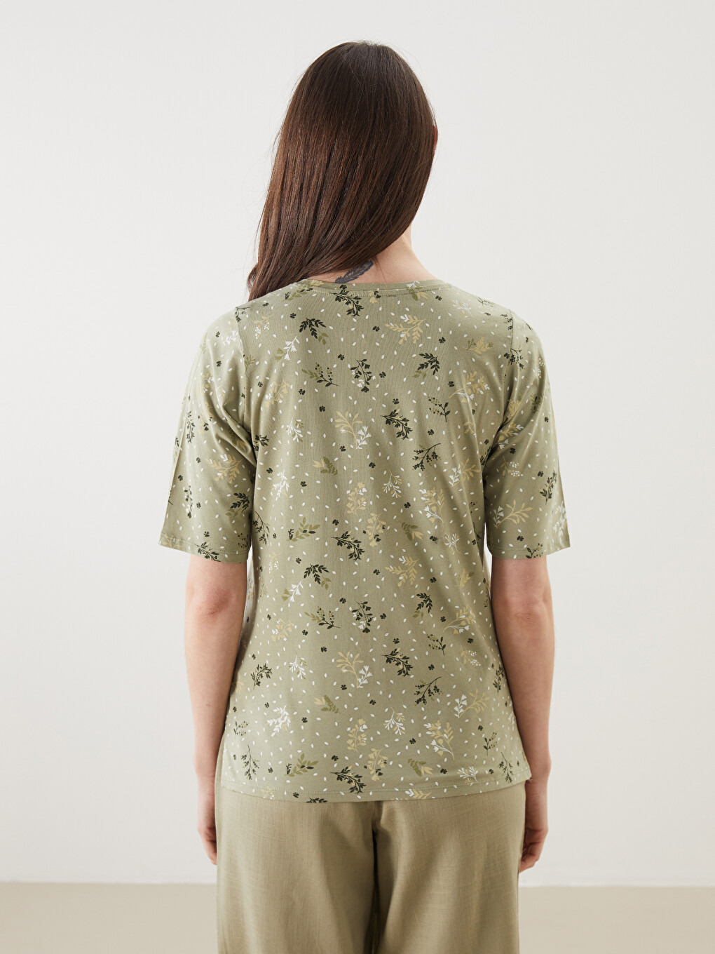 Crew Neck Floral Women's T-shirt-3