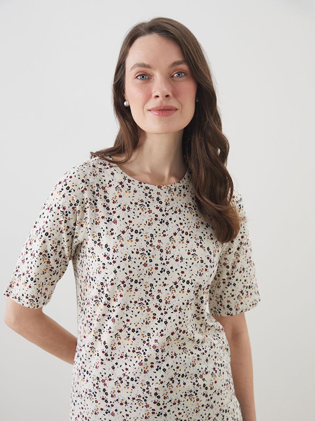 LCW Grace Crew Neck Floral Women's T-Shirt -S59179Z8-SWE