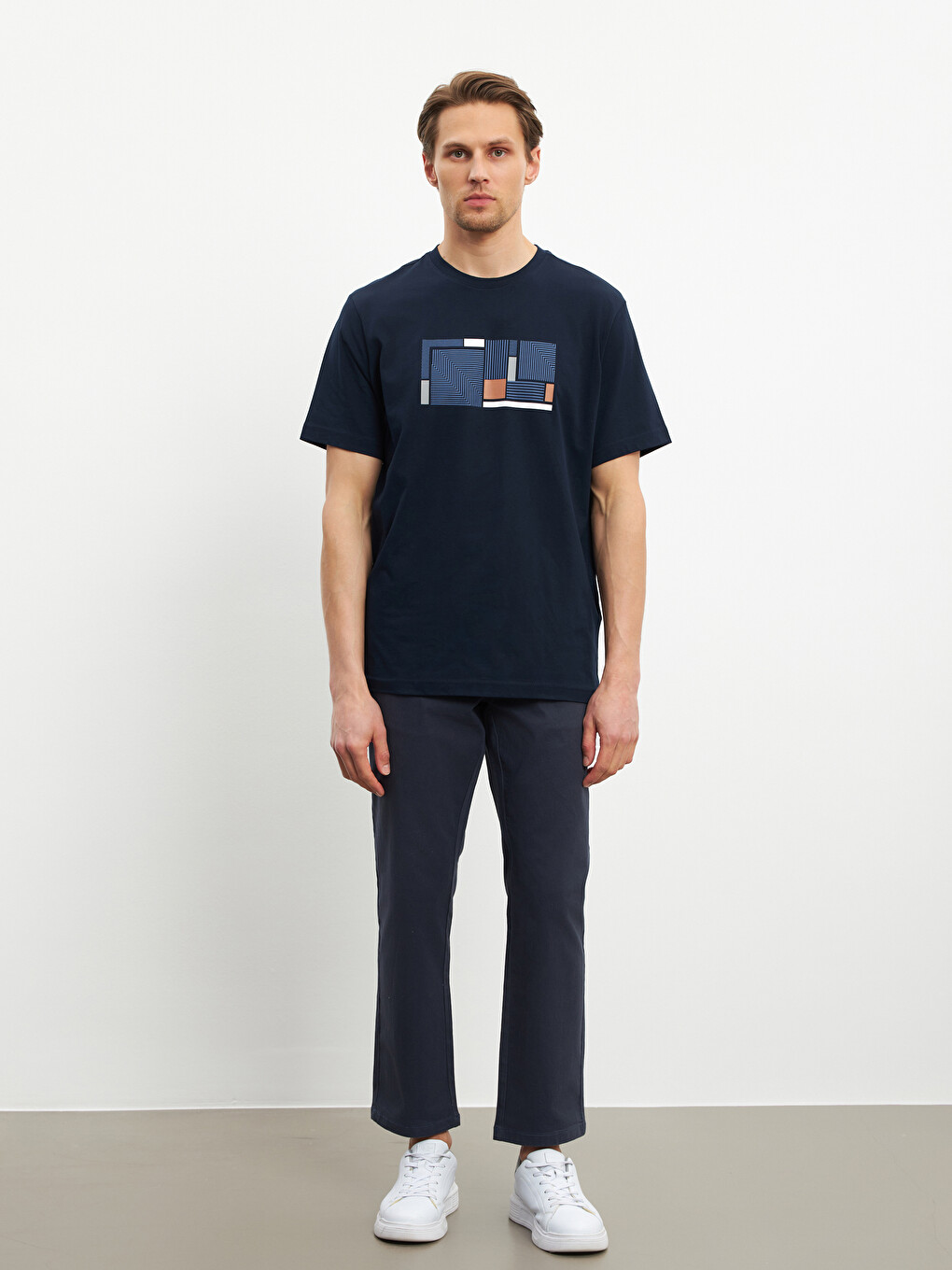 T-shirt En Jersey Imprimé À Col Rond Pour Hommes-1
