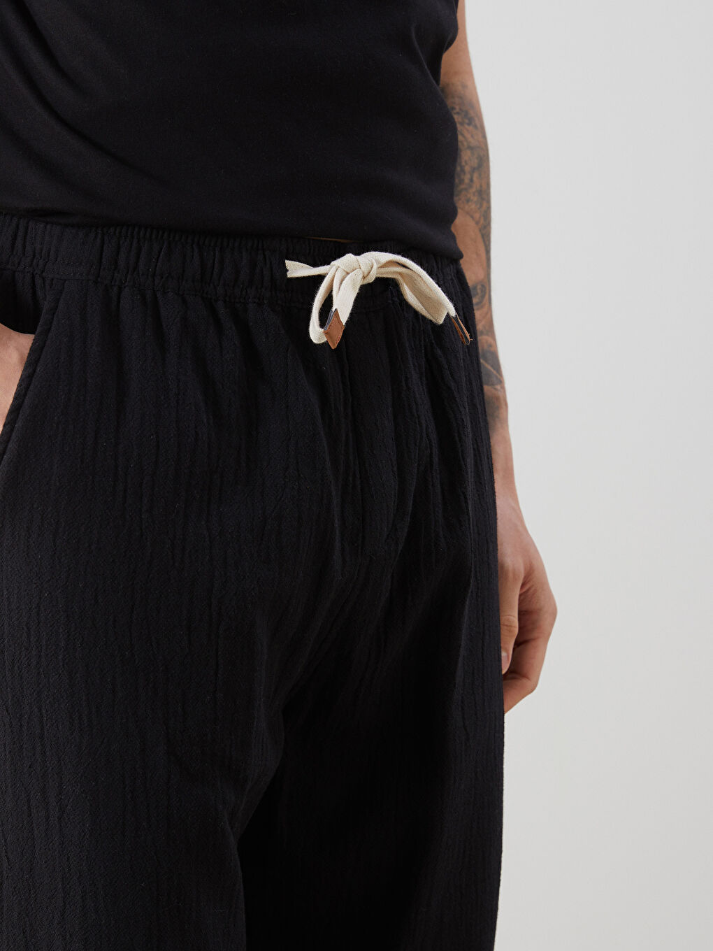Loose Fit Muslin Drawstring Men's Trousers-2