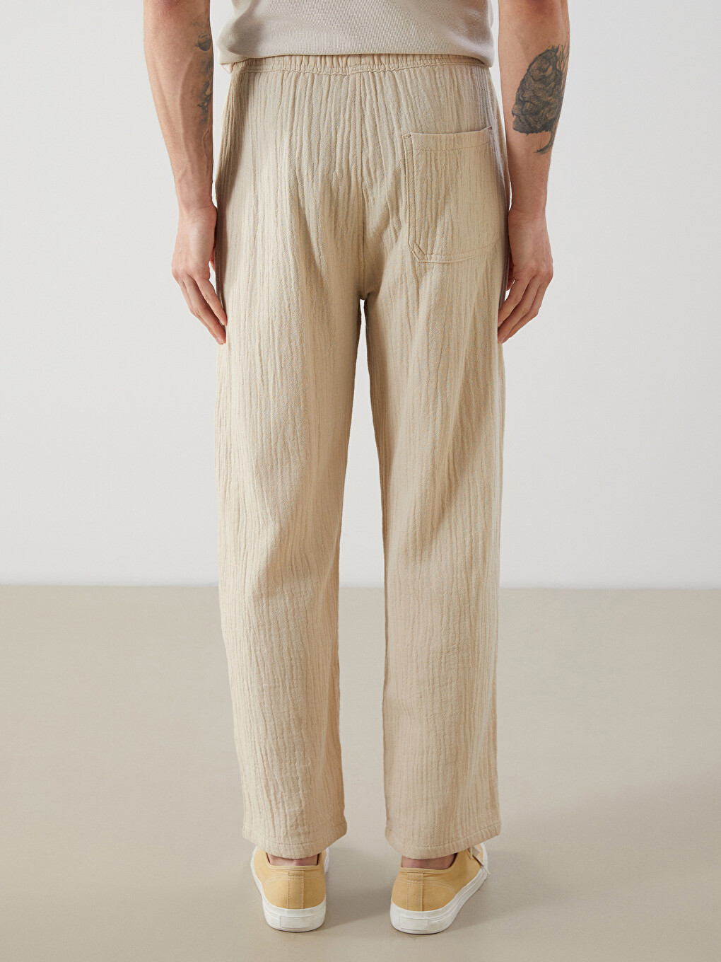 Loose Fit Muslin Drawstring Men's Trousers-3