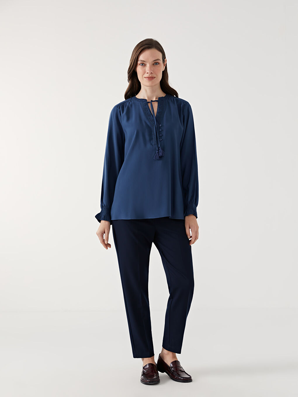 LCW Grace Bluza za Žene sa Kragnom na Vezanje i Vezom -S59435Z8-HSD