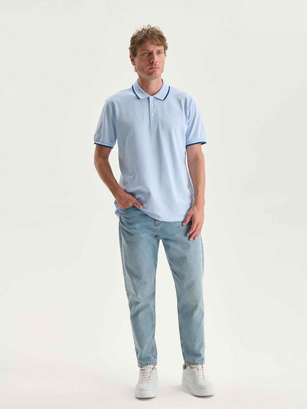 تي شيرت بياقة بولو كم قصير بيكيه للرجال-1