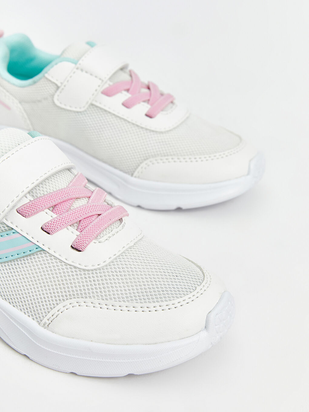LCW STEPS Baby Mädchen-Sneaker mit Schnürsenkeln & Klettverschluss -S59456Z1-Q6K