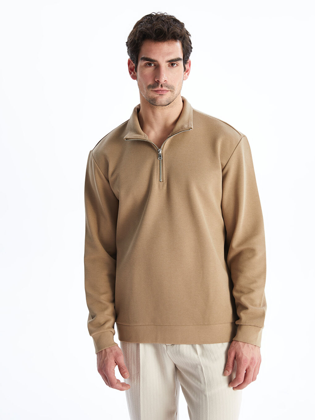 LCW Vision Bej Dik Yaka Erkek Sweatshirt