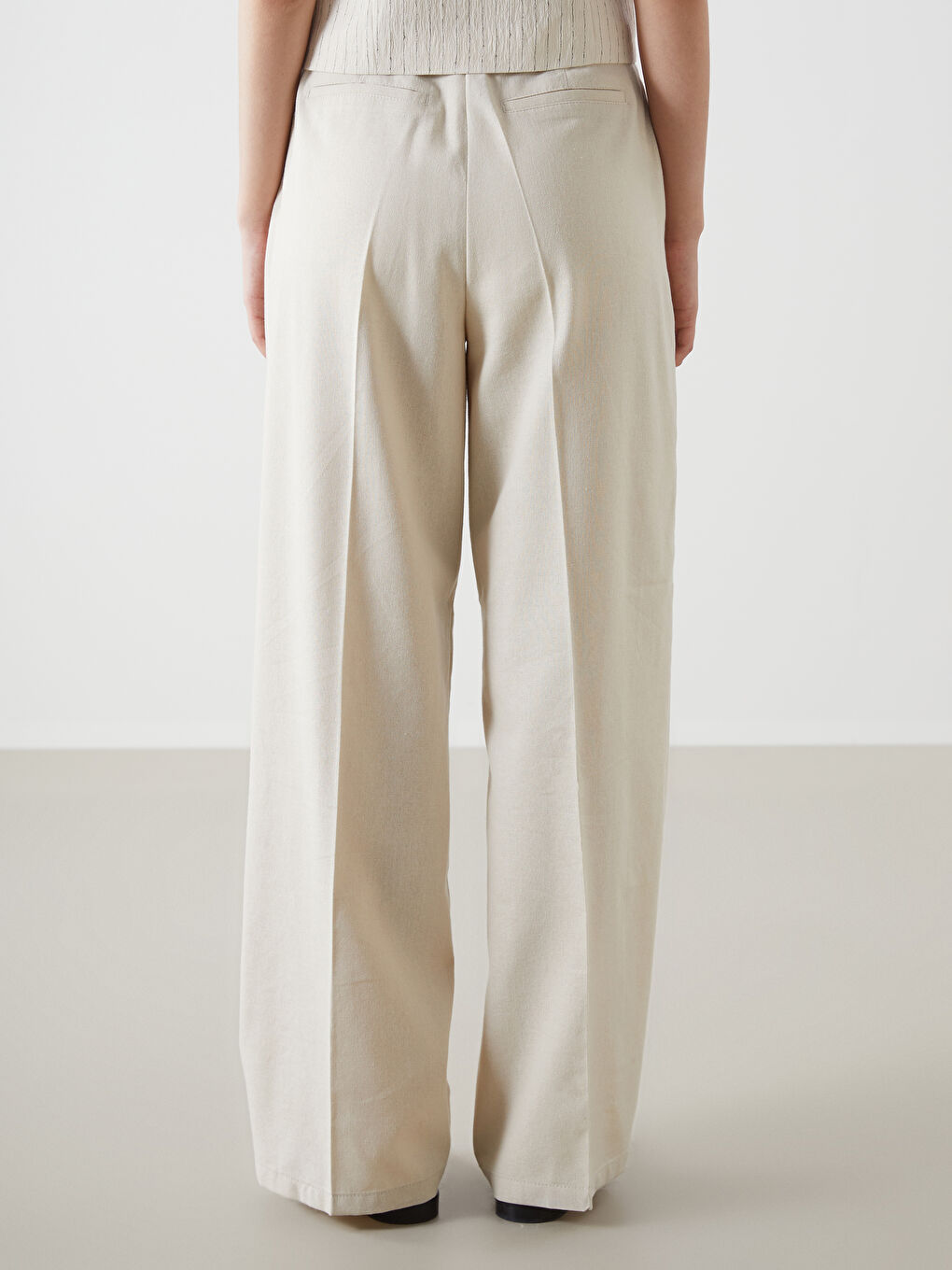 Ženske pantalone regular fit -S59705Z8-CR8