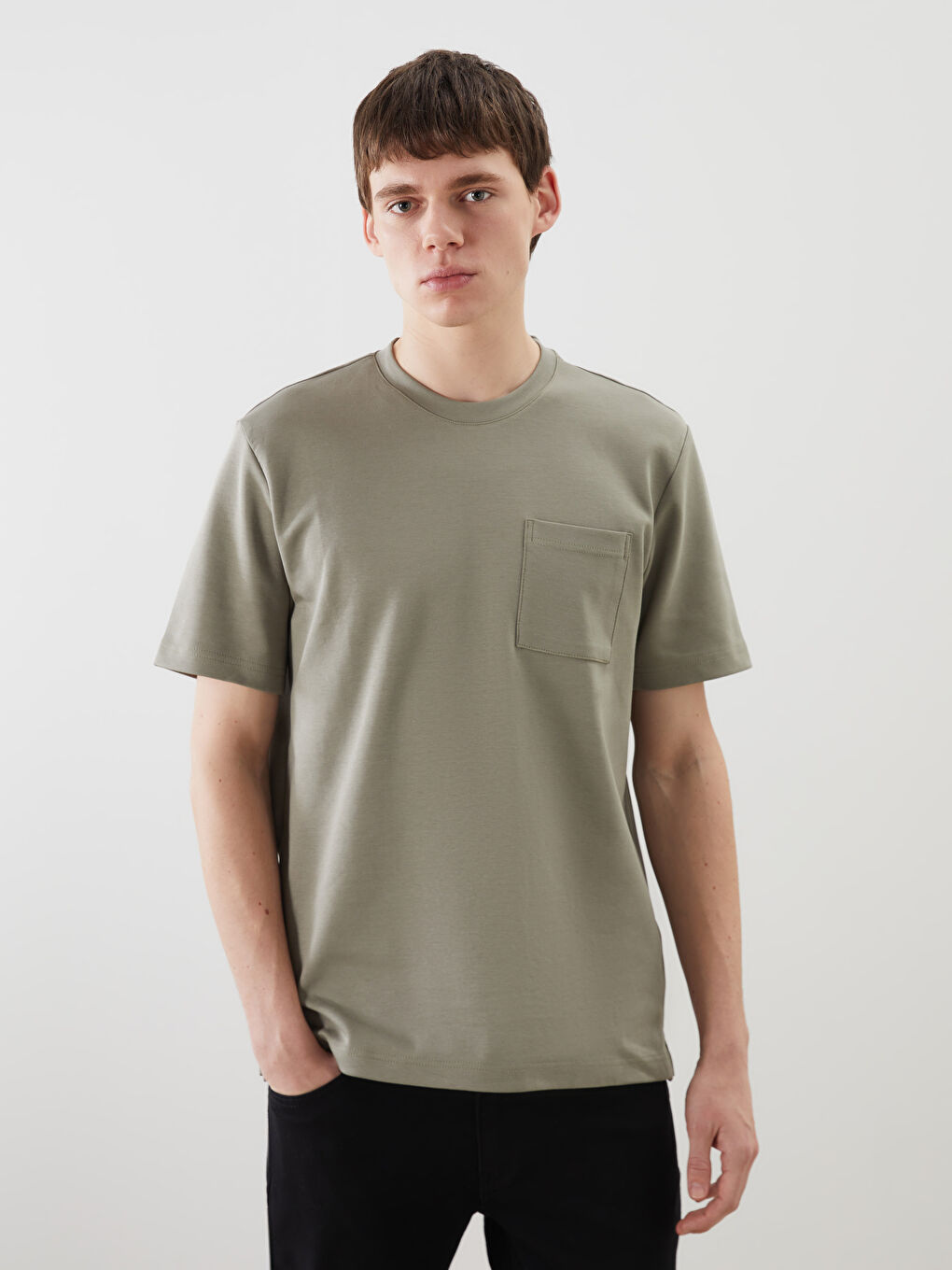 Haki Bisiklet Yaka Kısa Kollu Erkek Tişört