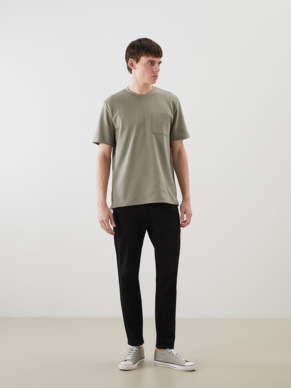 Haki Bisiklet Yaka Kısa Kollu Erkek Tişört-1