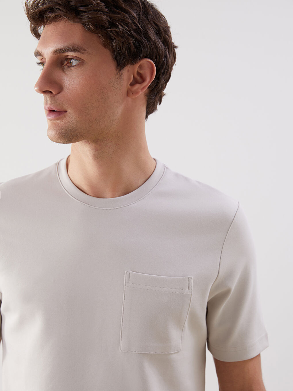 Bej Bisiklet Yaka Kısa Kollu Erkek Tişört